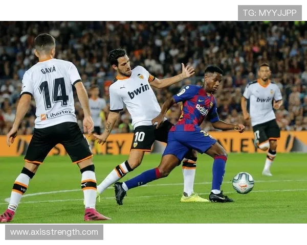 阿什拉夫远射威胁分析：本赛季进攻端表现稳健，射门效率持续提升