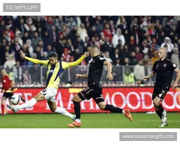 弗拉霍维奇 vs 奥斯梅恩：意甲两种中锋答案